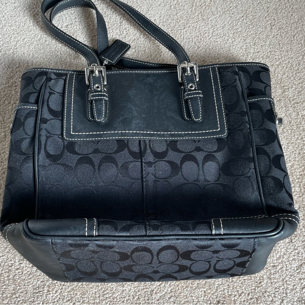 🌷 Coach Shoulder Bag 🌷 - Picture 8 of 8
